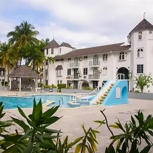 Czar's Oasis B27 @ , Ocho Rios Jamaica